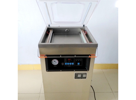 全自動(dòng)真空包裝機(jī)特性說明！